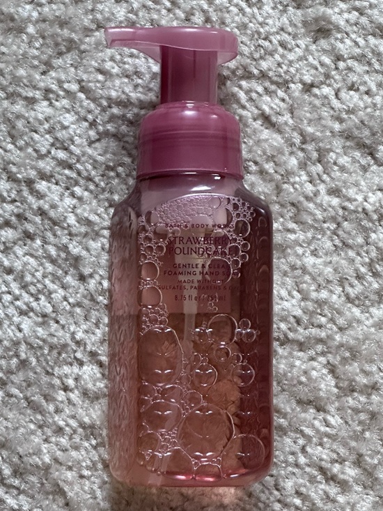 Bath & Body Works Other - Bath & Body Works - Strawberry Pound Cake Foaming Hand Soap